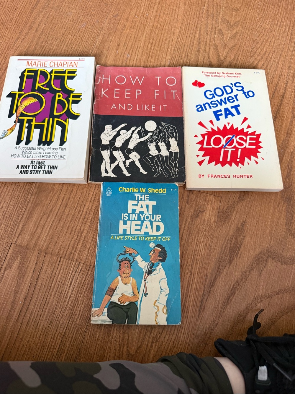 Set of 4 vintage books on weight / weight loss / thinness